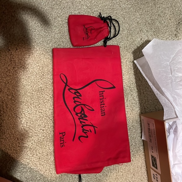 Christian Louboutin new simple pump 100 patent calf.  Size 38.5 - Picture 3 of 10